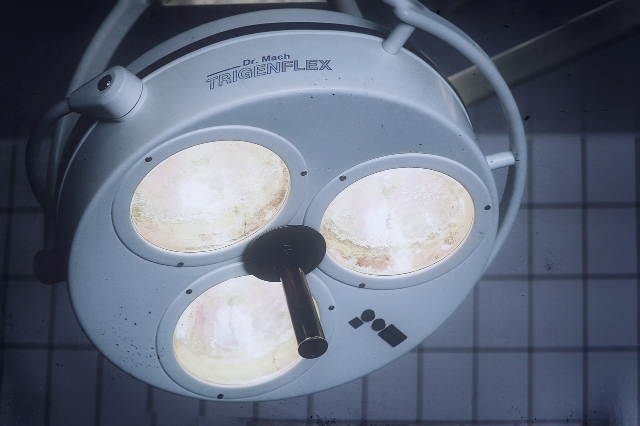 天地劫：幽城再临：工商注册代理员工