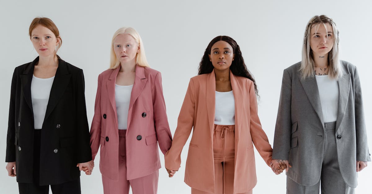 摩天娱乐，注册|谁是你的目标客户群？如何识别企业的目标客户？