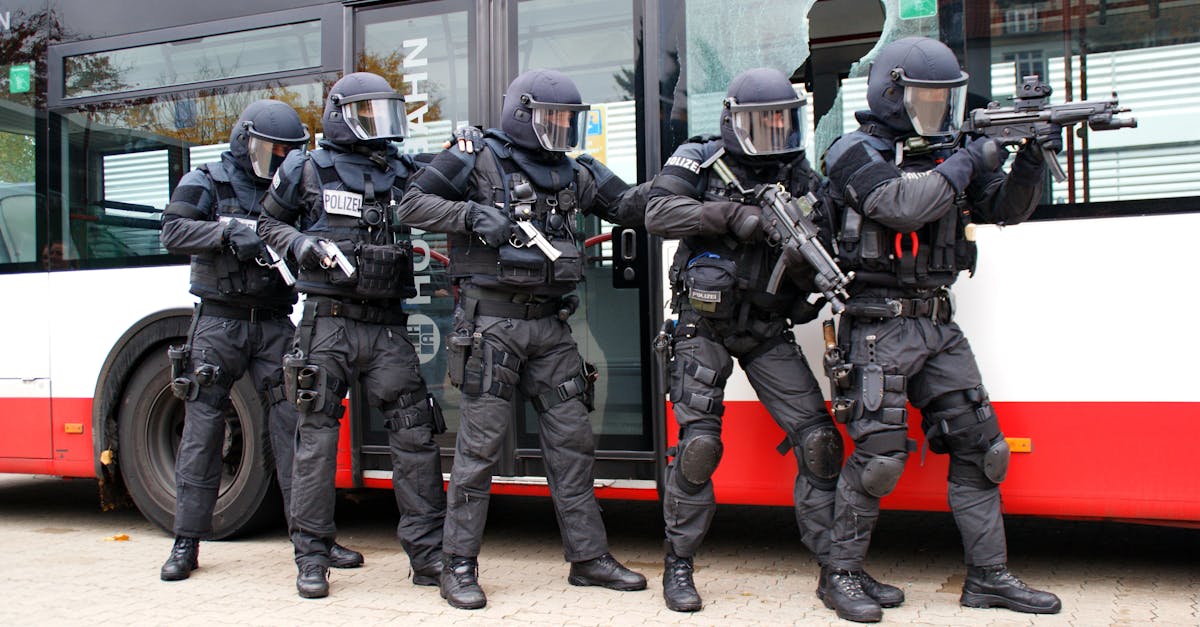 西部数码实名账号：短信和职业发展