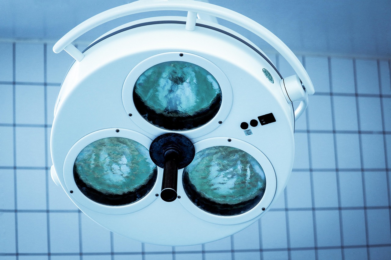 ucloud实名账号:推女郎app 详情下载教程