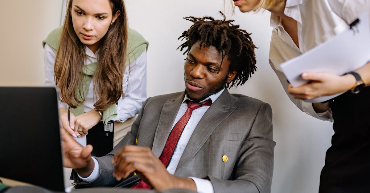 APEX英雄手游：京东年货app详情下载教程