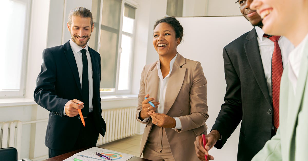 电竞俱乐部如何配合游戏公司打击技术支持辅助？