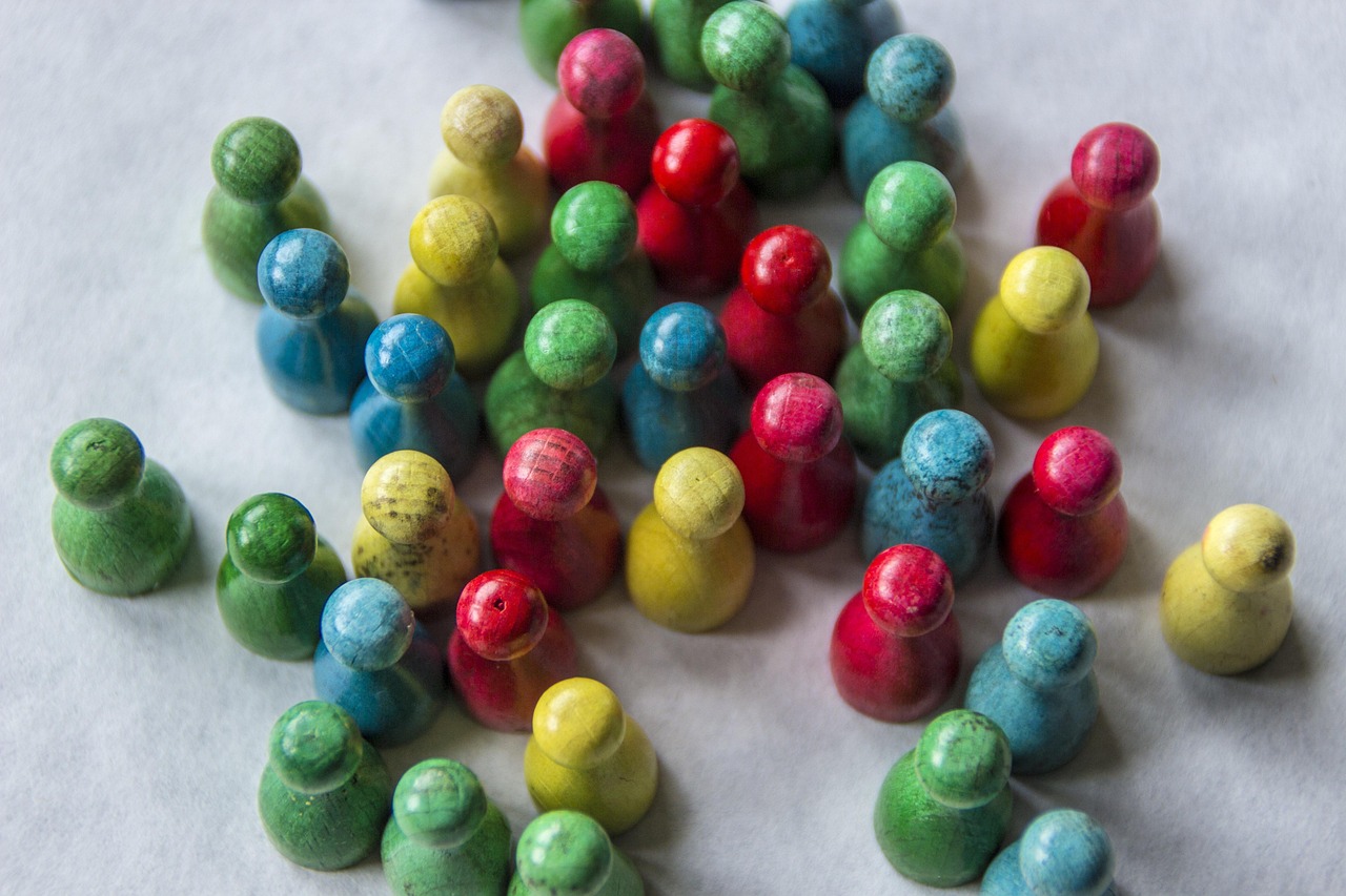 技术支持对于游戏背景故事的影响是怎样的?